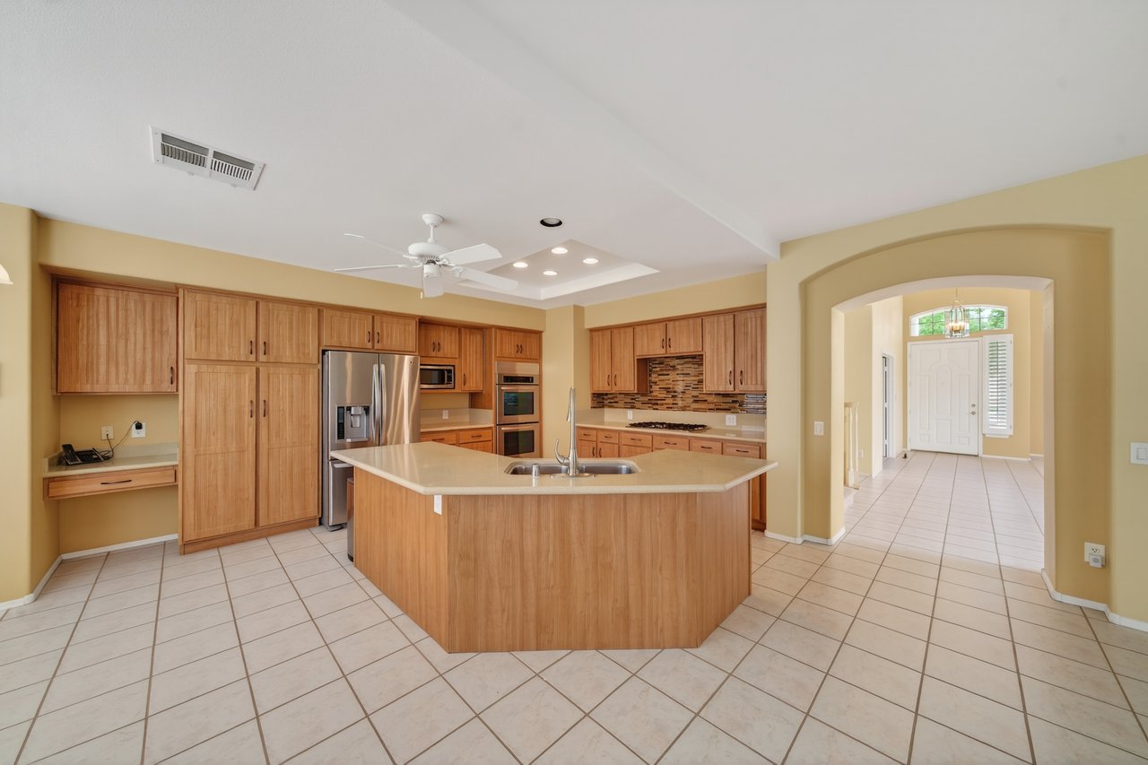 9437 Churchill Downs Dr