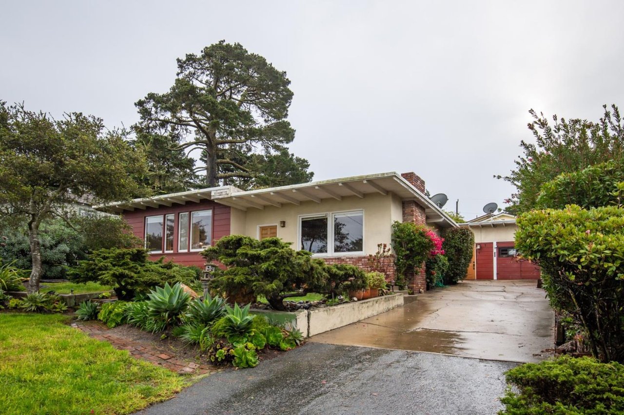 325 Stuart Avenue