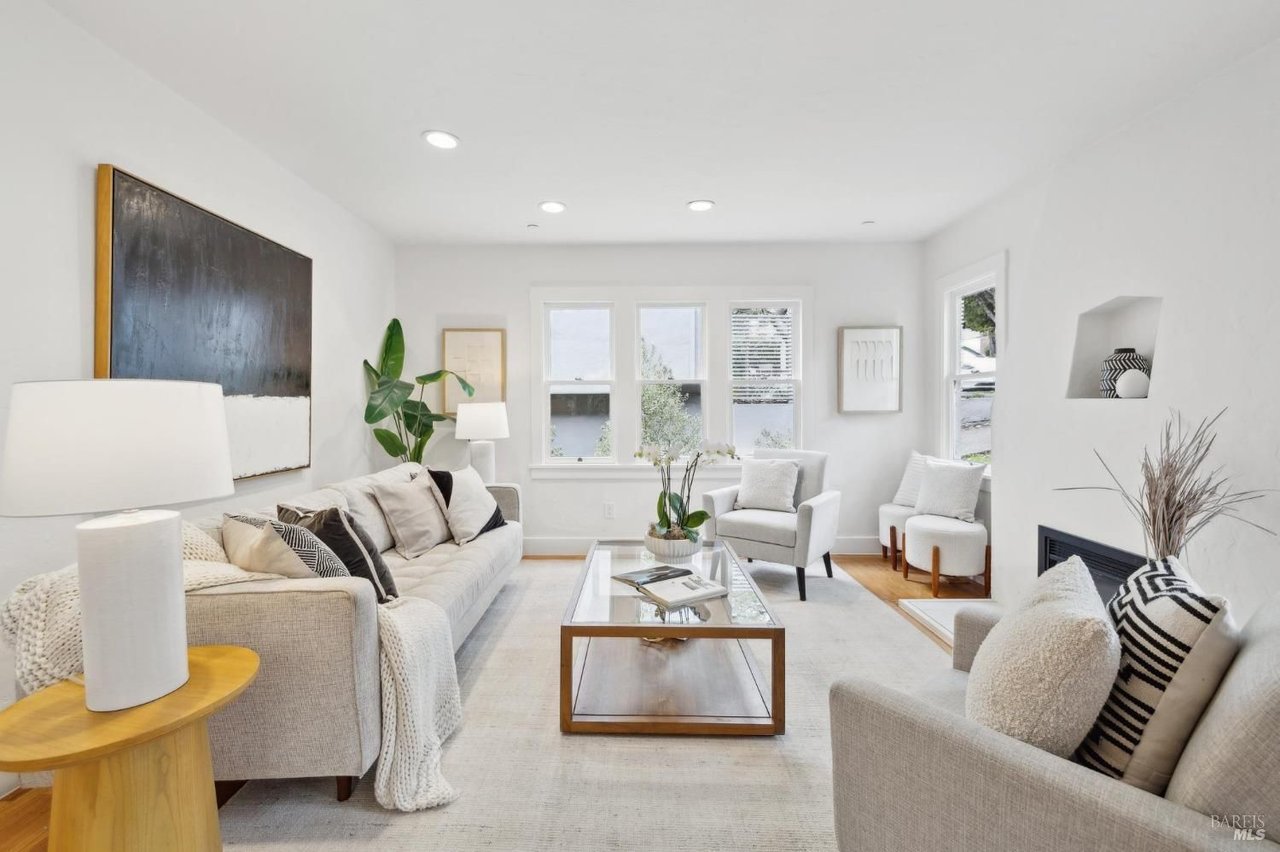 27 Rutherford Ave