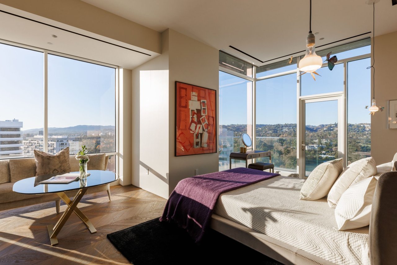 1200 Club View Drive, Penthouse 21