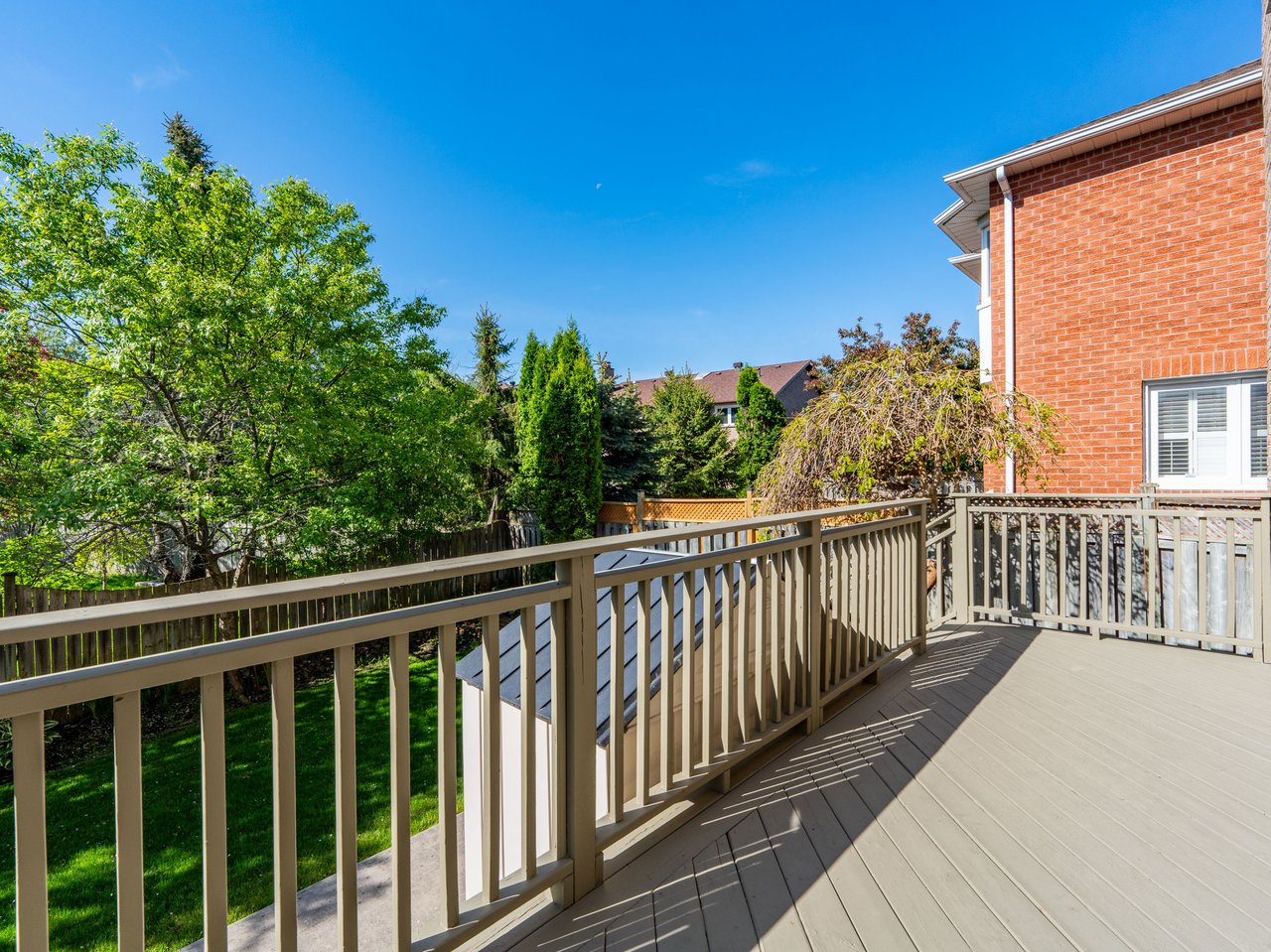 85 Lagani Ave