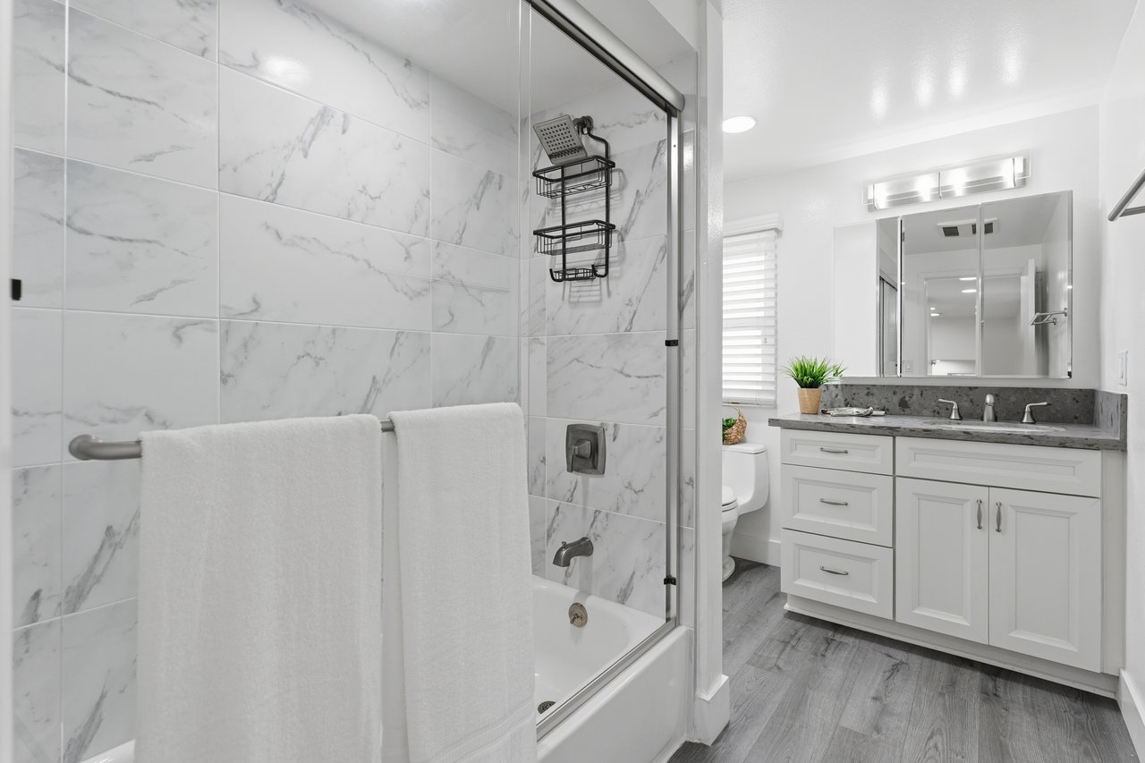 13224 Admiral Ave Unit: D