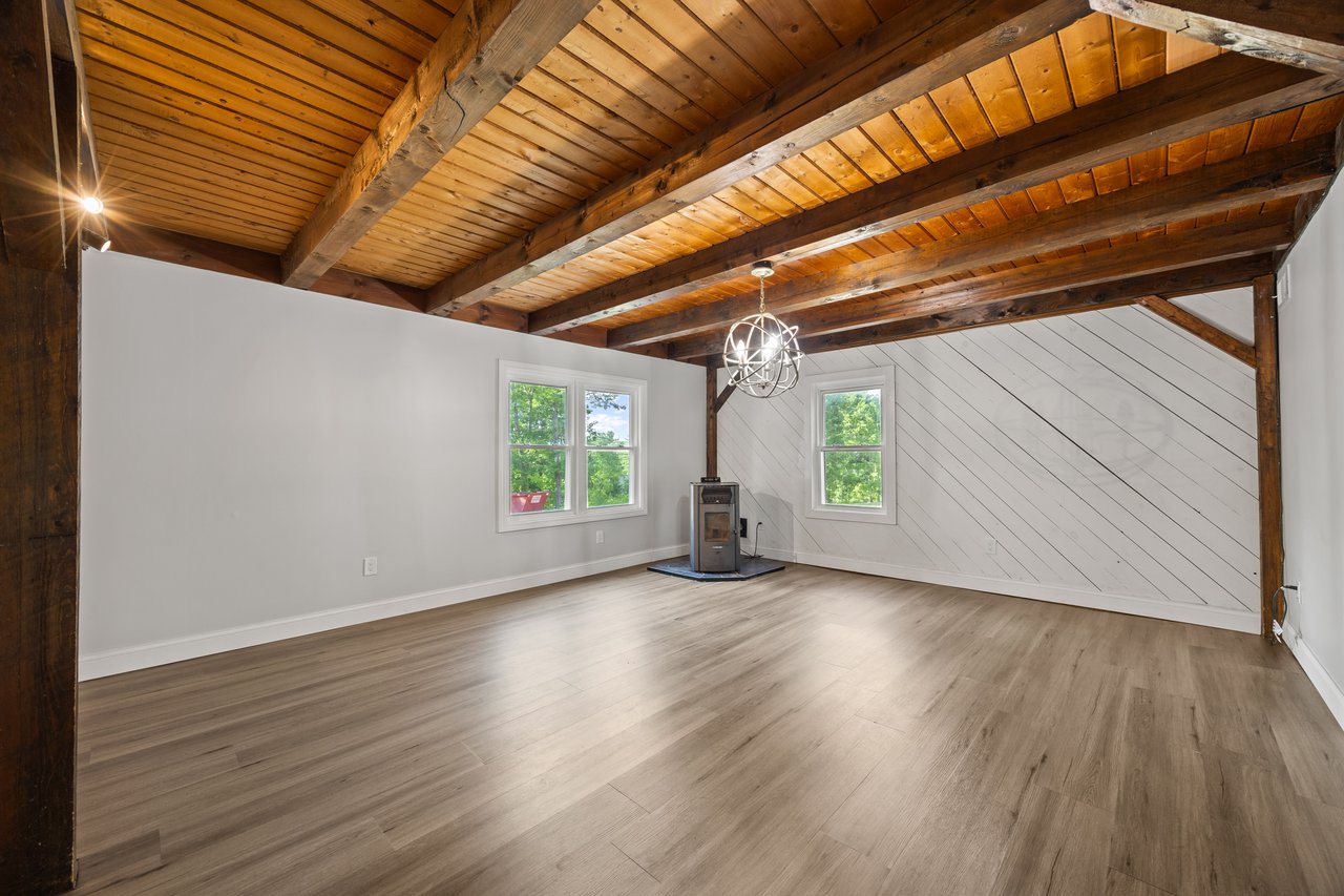 377 River Rd, Bowdoinham