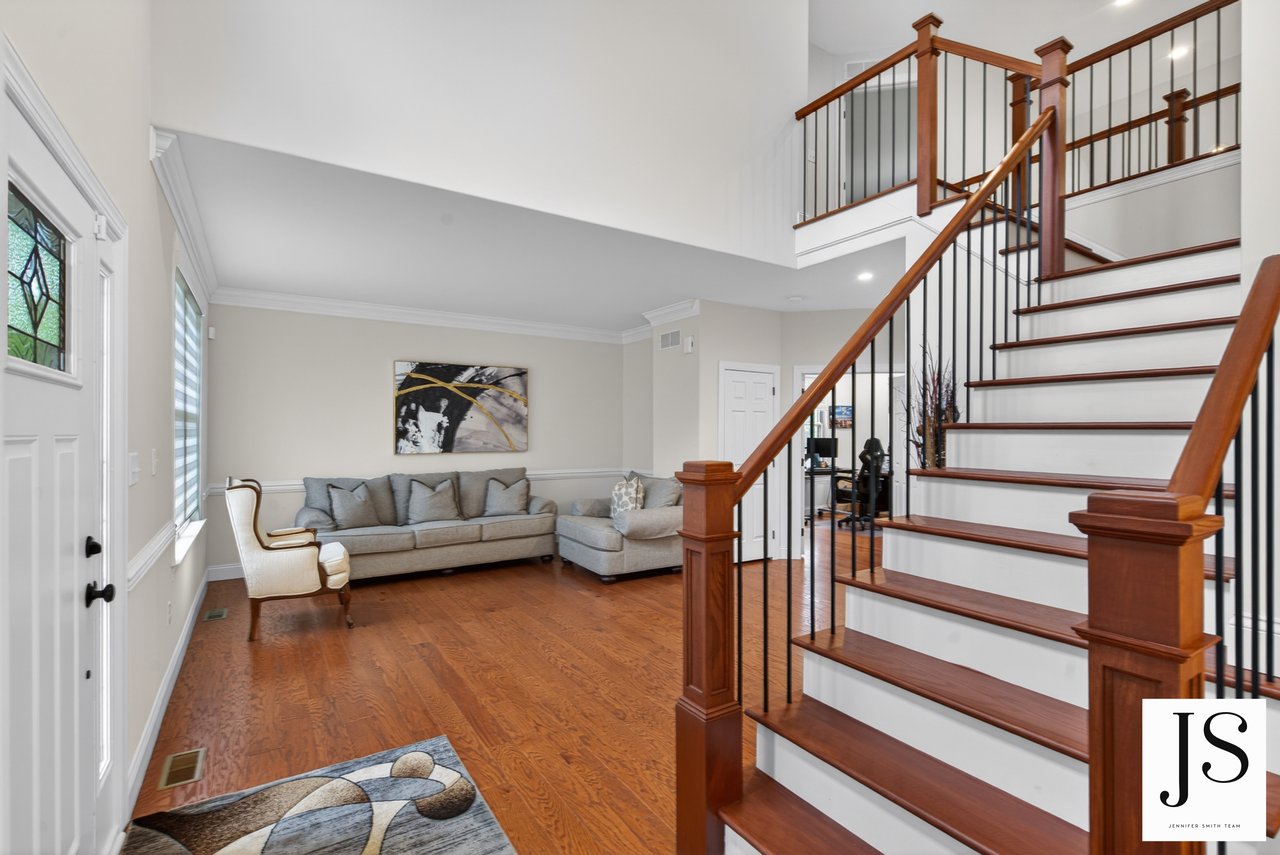 7 Overfield Ln, Glen Mills, PA 19342