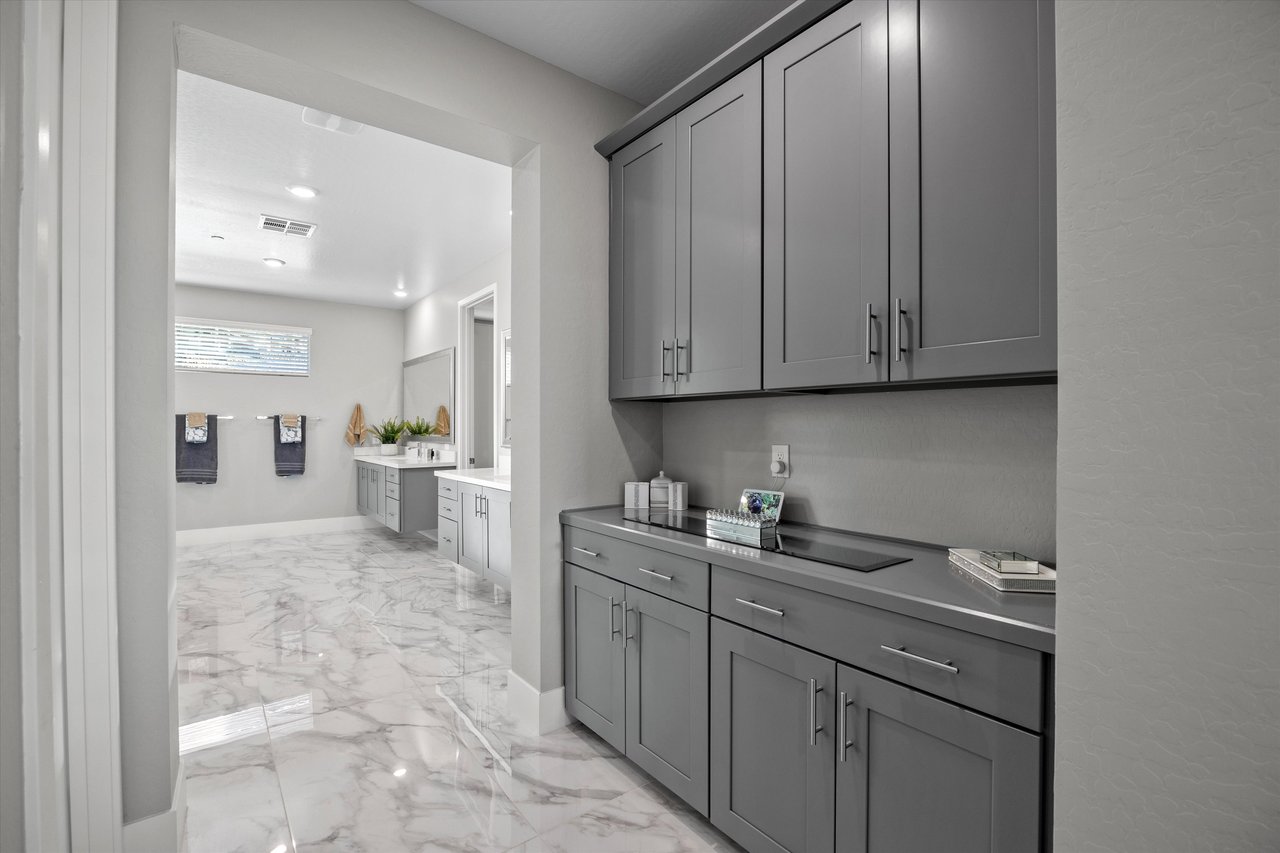 258 Shaded Canyon Drive
