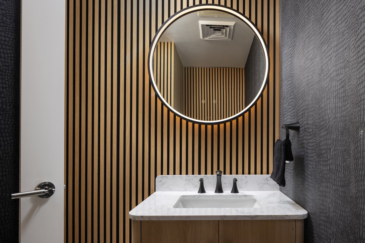 140 E RIO SALADO Parkway 1103