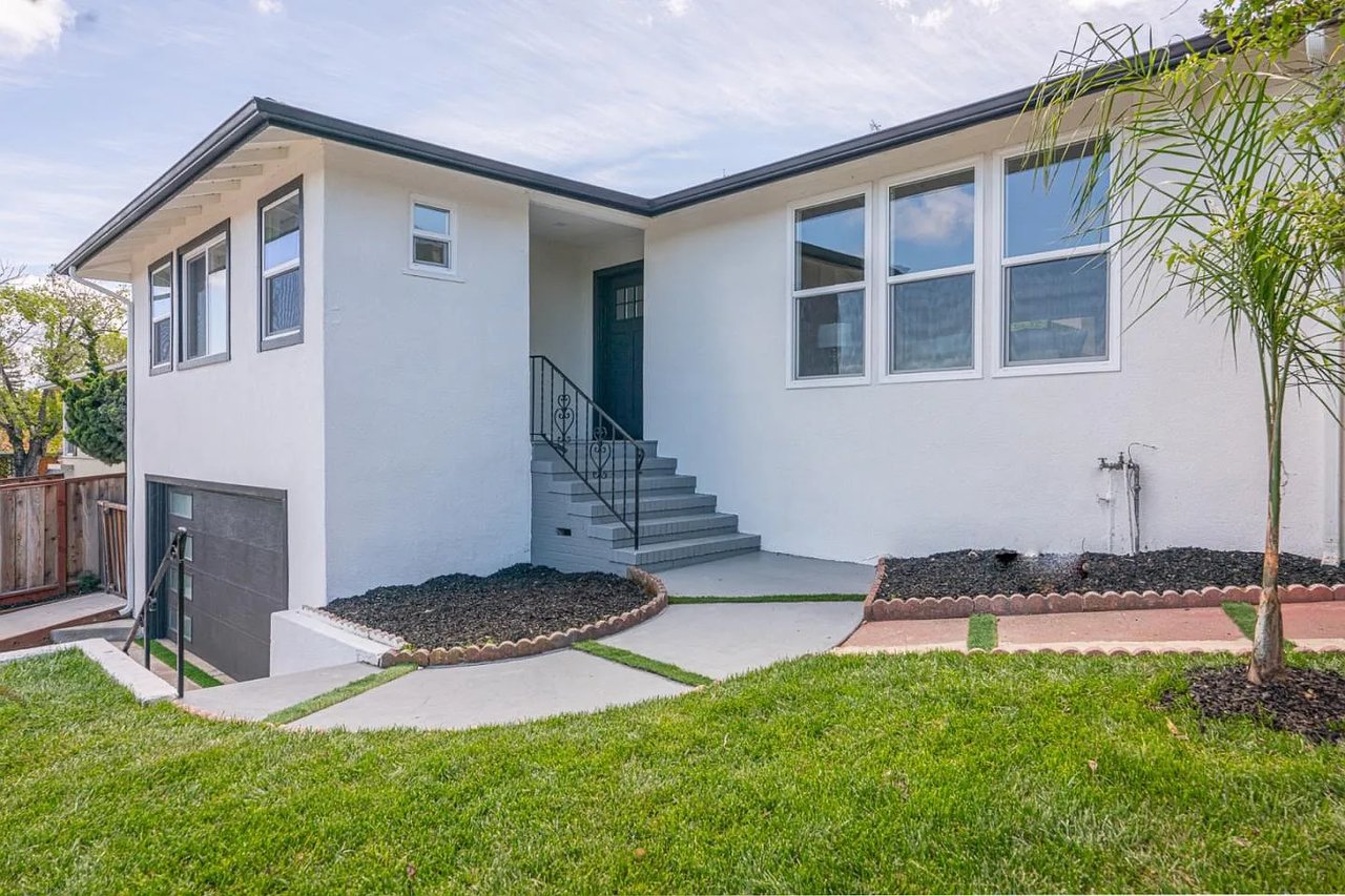 2240 Alameda De Las Pulgas
