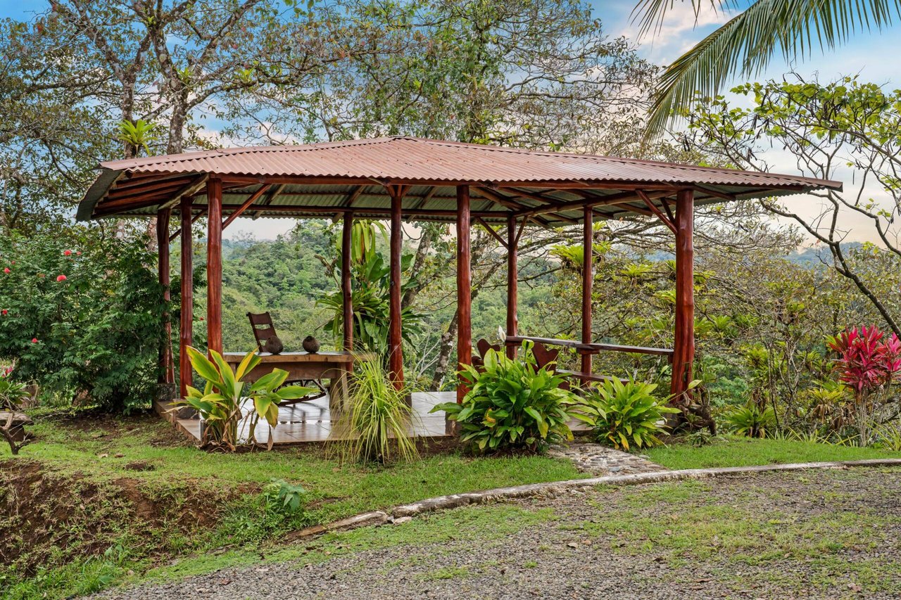 Exceptionally Private Home with Panoramic Ocean, Mountain & Sunset Views - Casa Sol