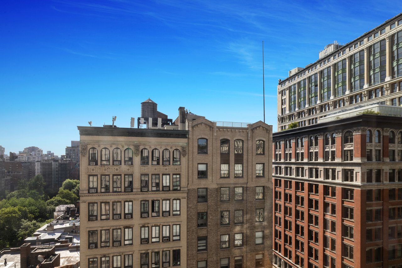 240 Park Avenue South, 14B