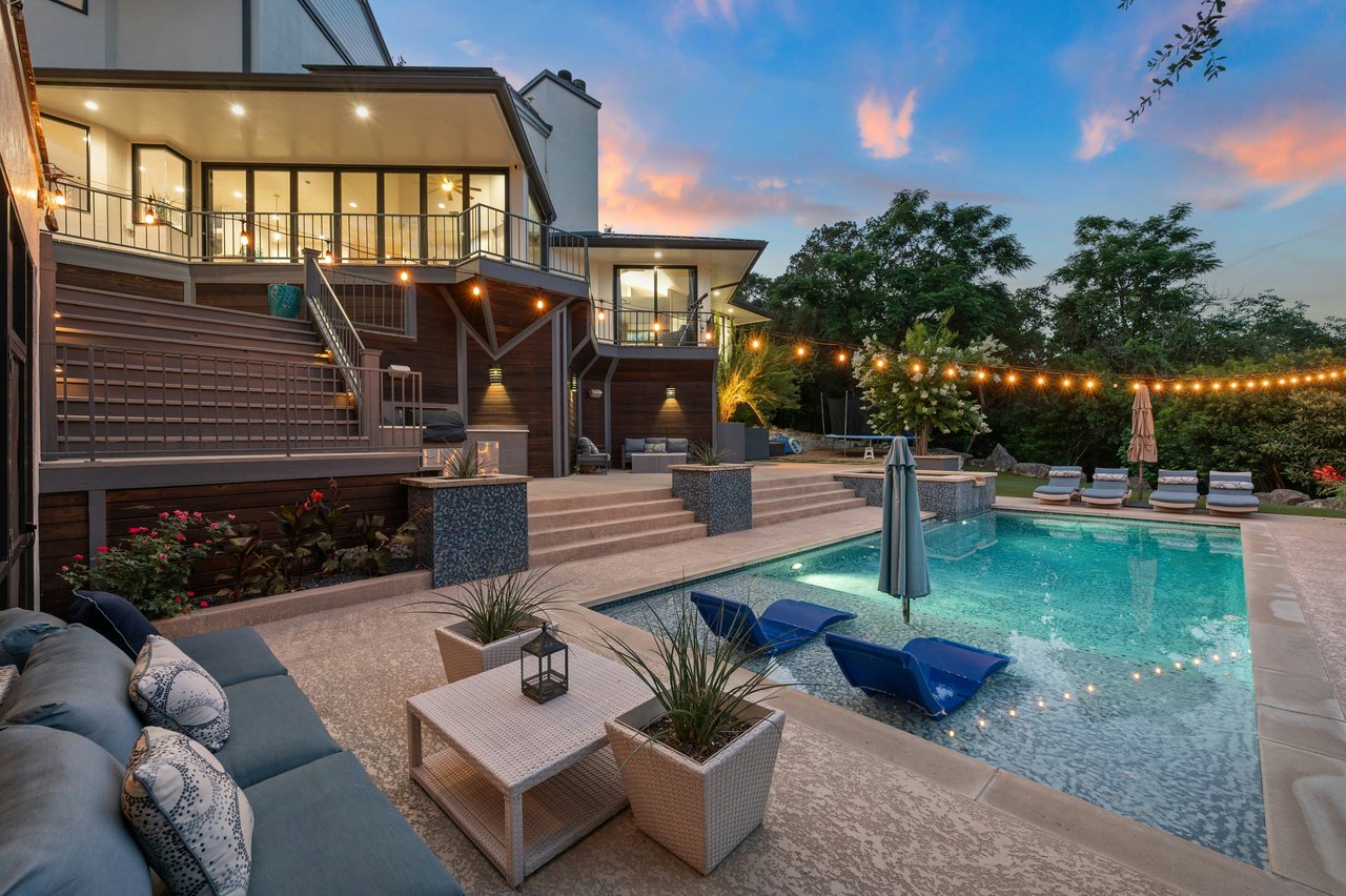 3200 Three Rivers Drive