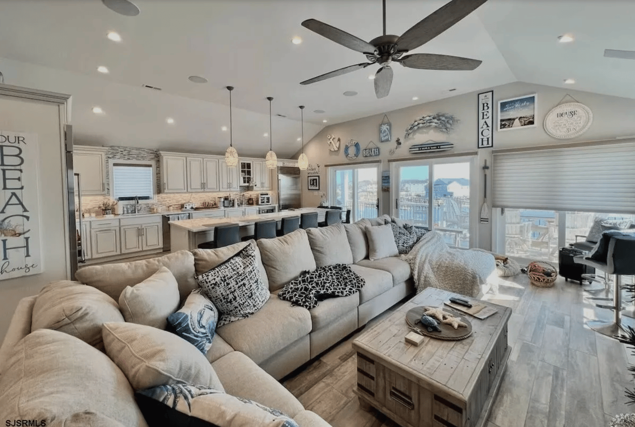 406 W Shore Drive