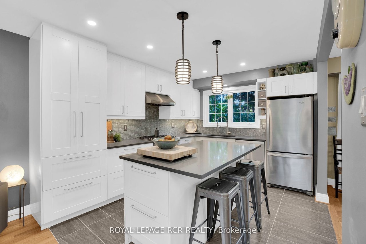 336 Dingle Crt, Caledon