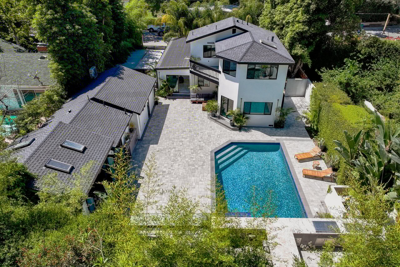 1750 N Beverly Glen Blvd