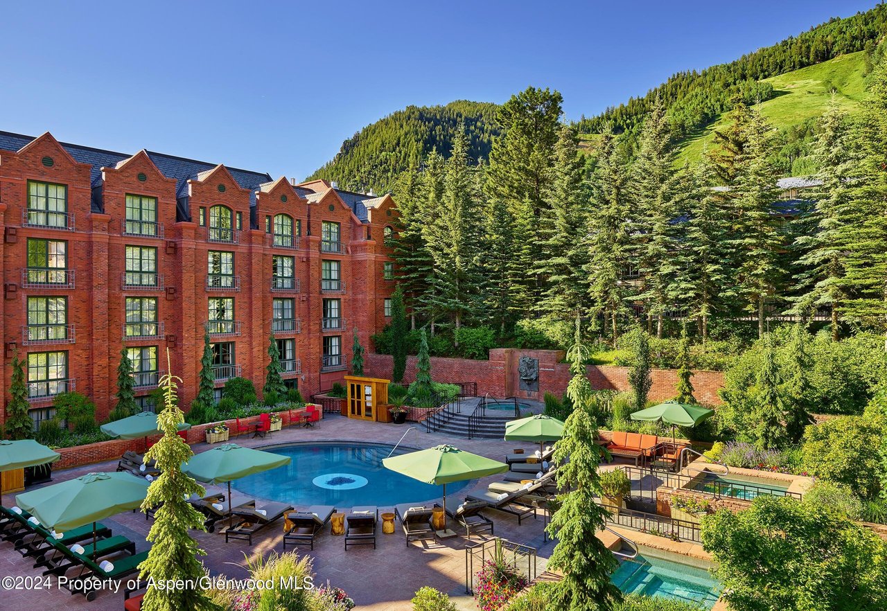 315 E Dean Street, B54/14,20,30,36