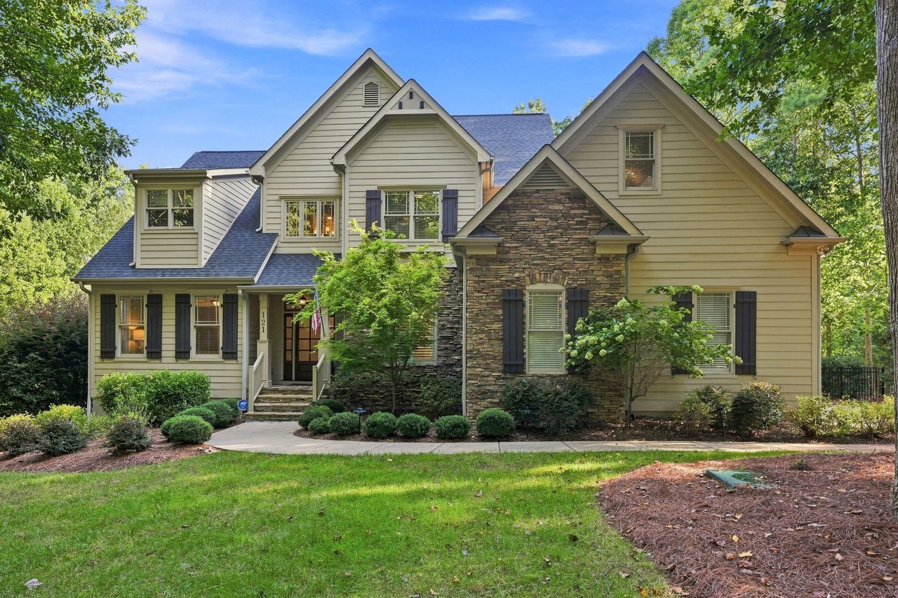 121 E. Callicutt Trail