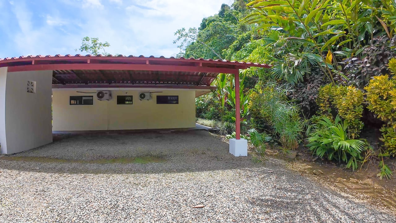 Private Rainforest Retreat Just Minutes from Dominical