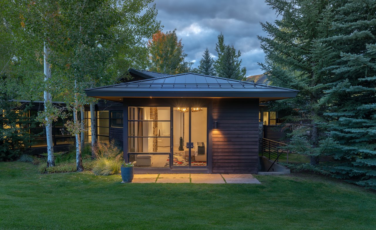 28 Maroon Drive, Aspen