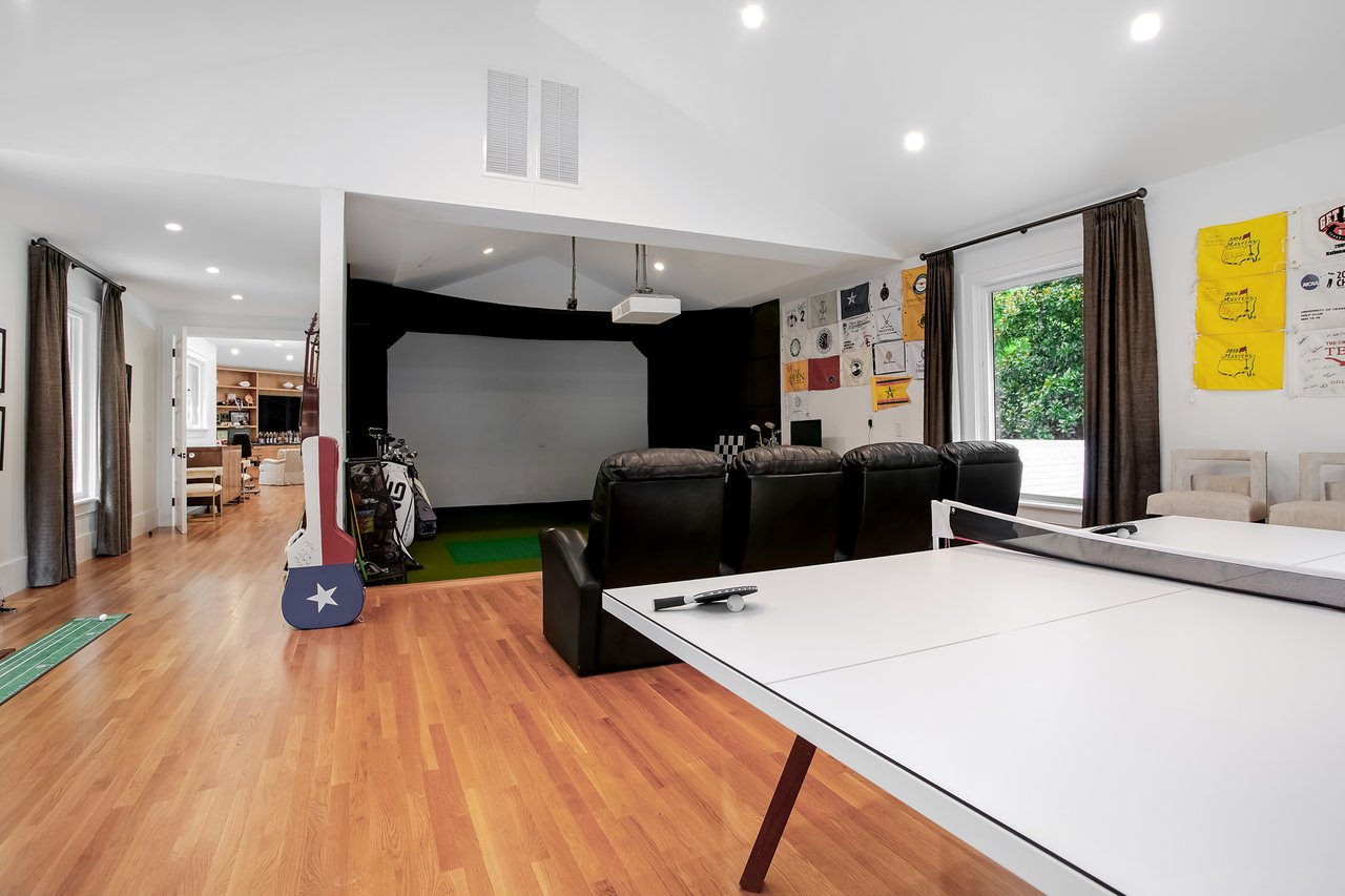 330 Tenney Cir