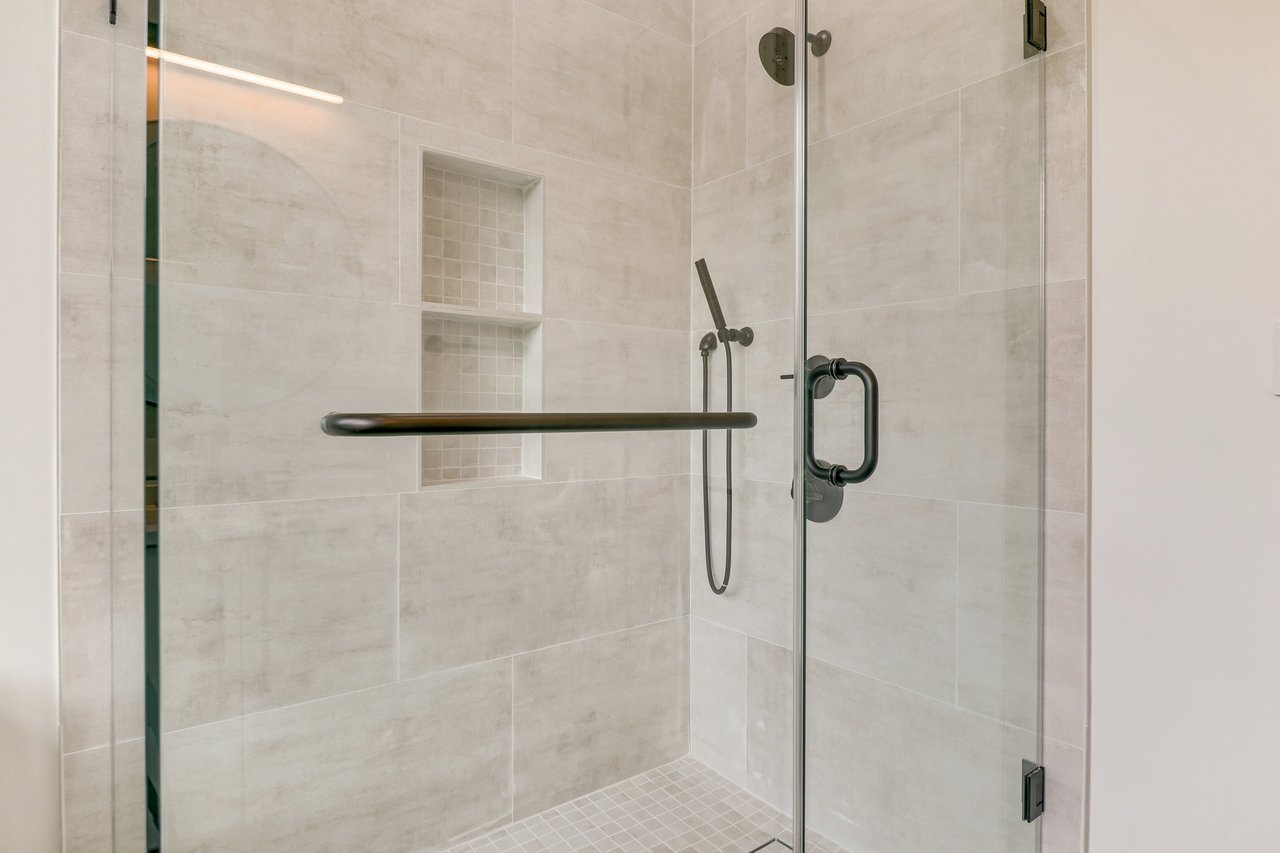 	  	1138 Basil Rd, Mclean, VA 22101