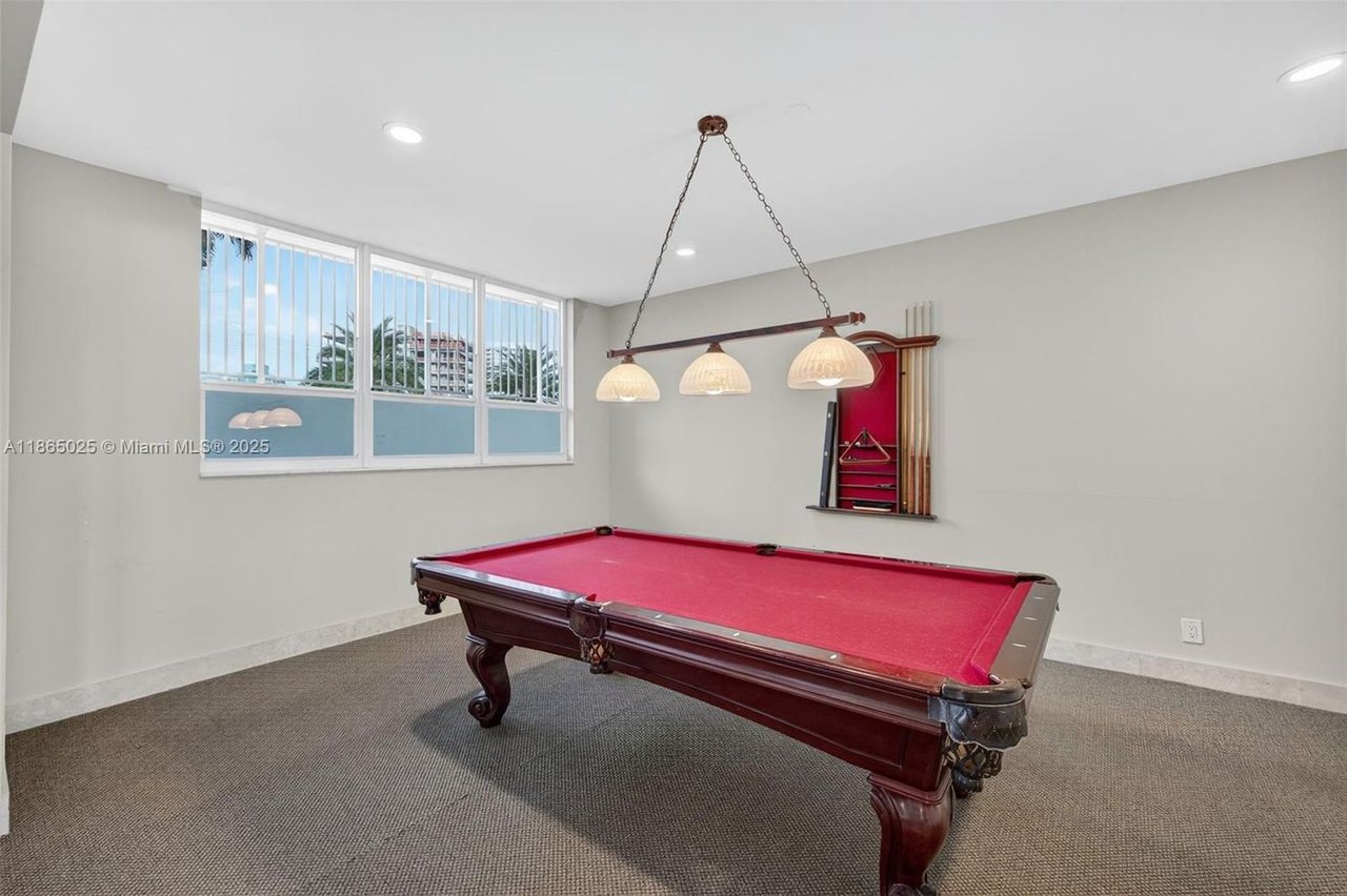 511 Bayshore Dr #1005