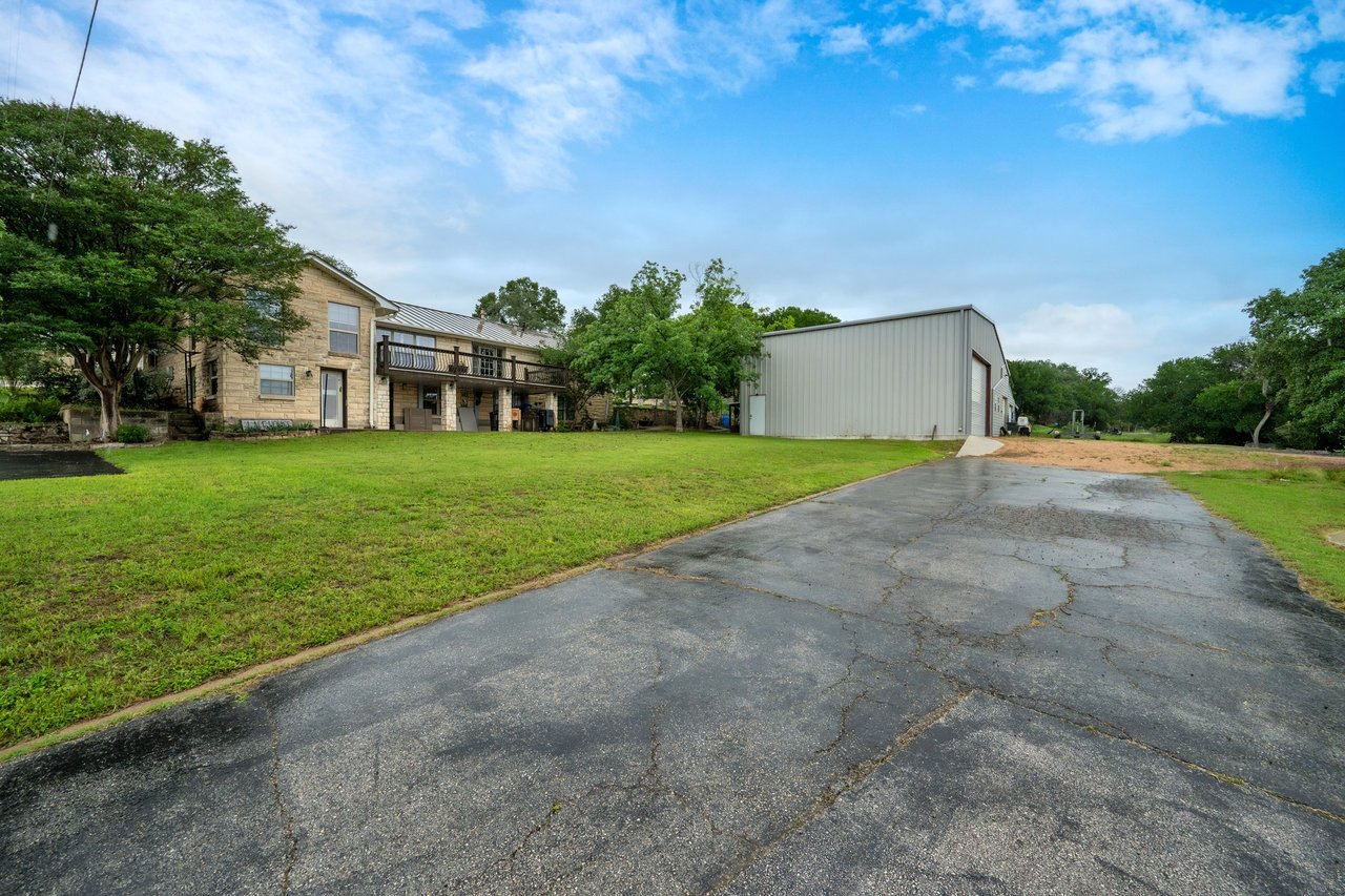 401 Crestview Drive and 309 Cliff Circle