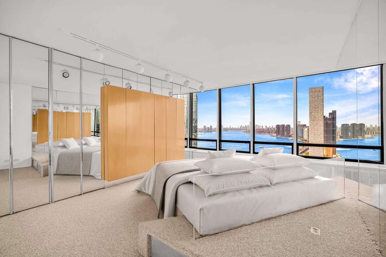 870 United Nations Plaza, 28A