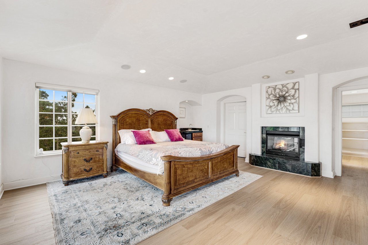 1 Overlook Pl, Monterey