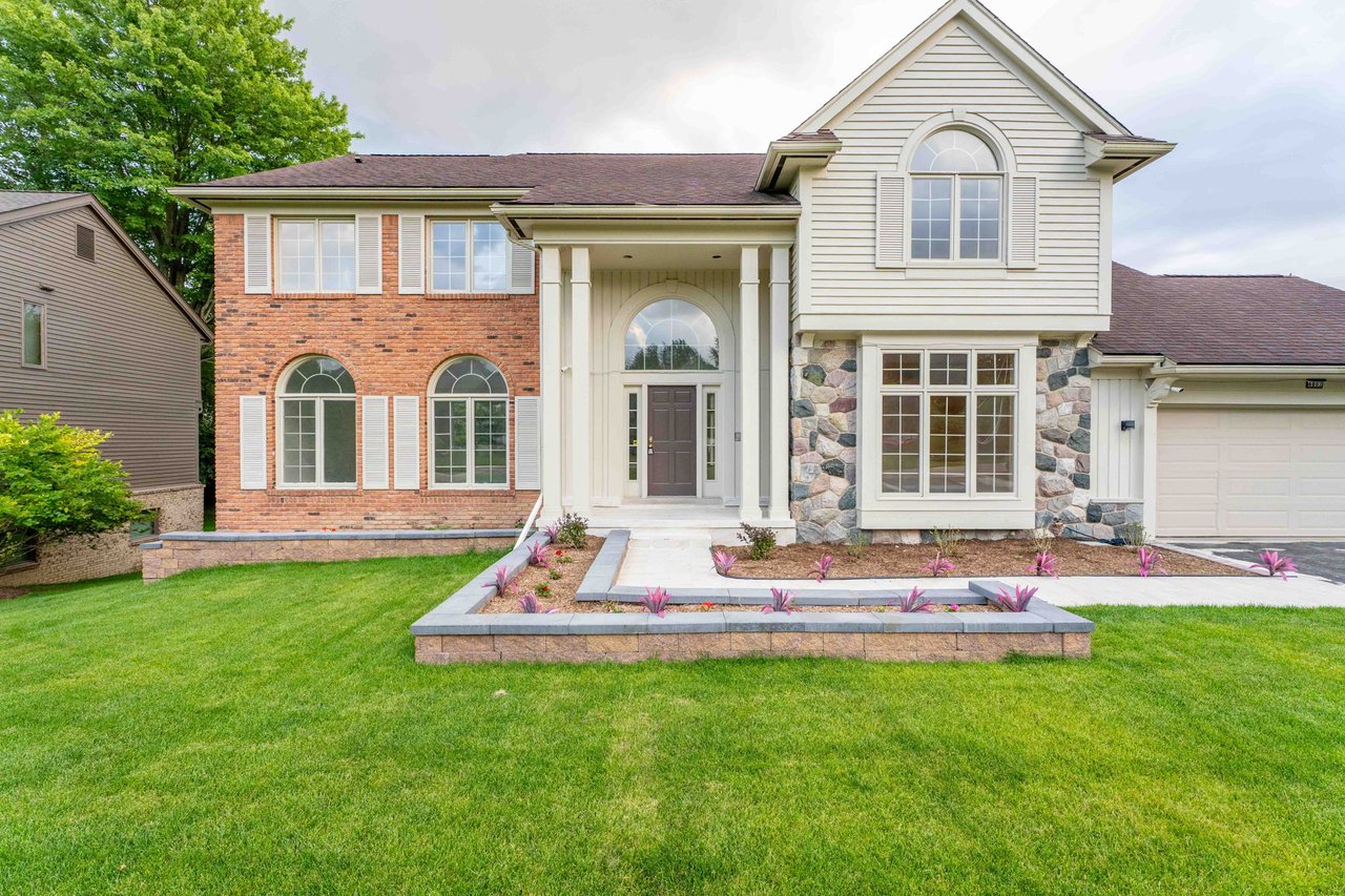 4802 Panorama Circle