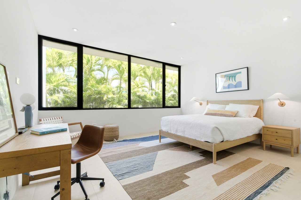 11 GOLF VIEW DRIVE #11