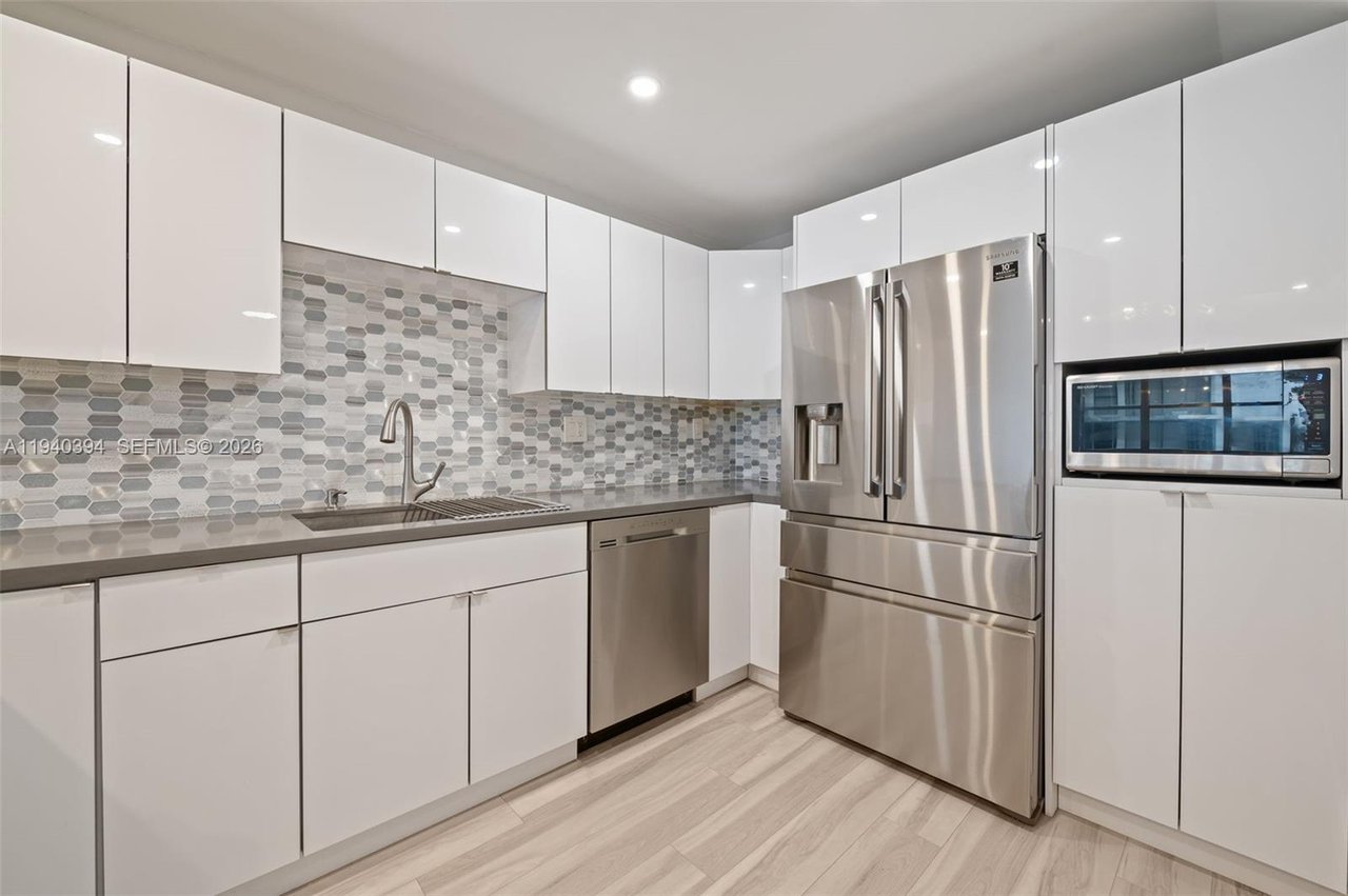 Maison Grande Condo, Unit 509