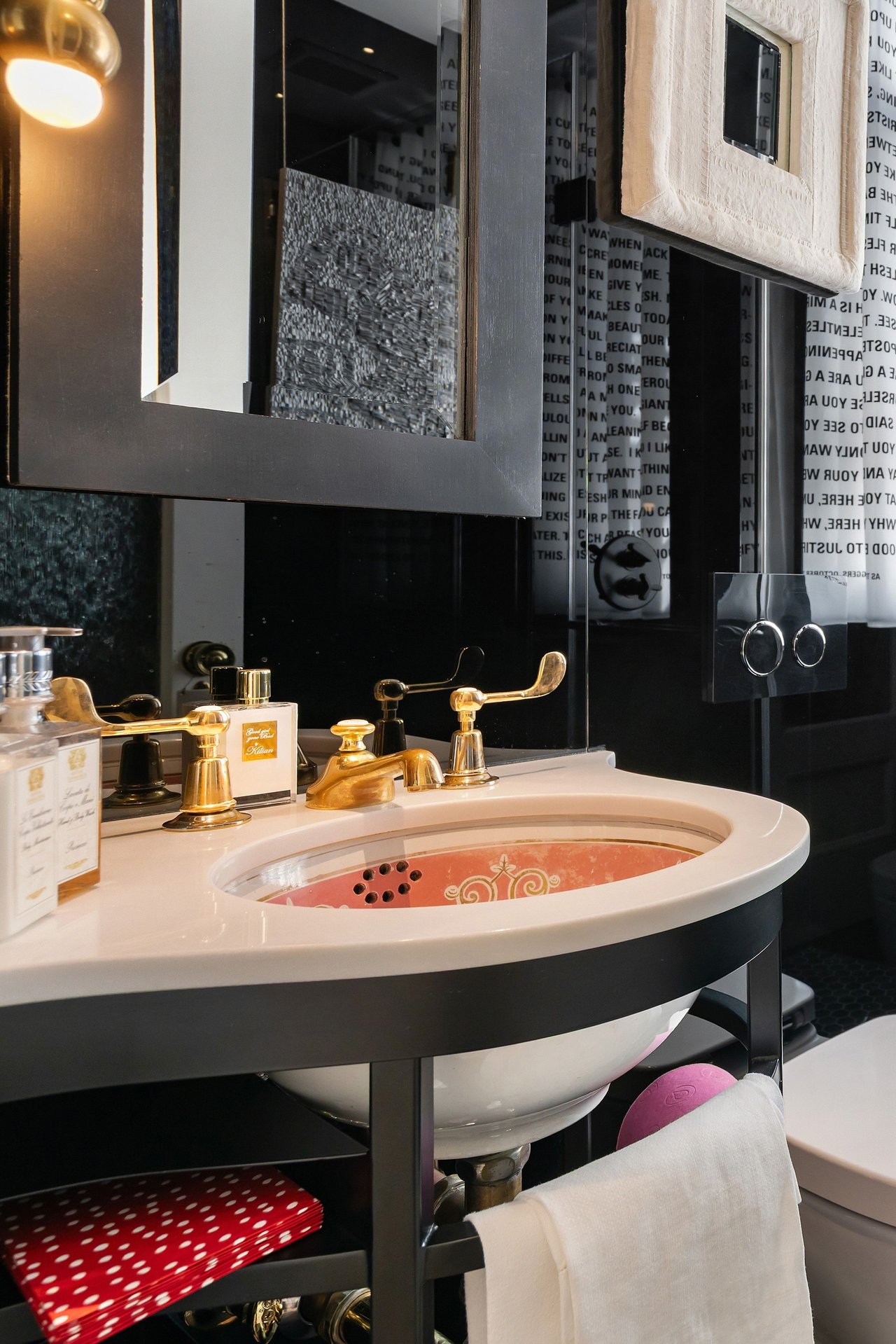 Magnificent Apartment at The Heights