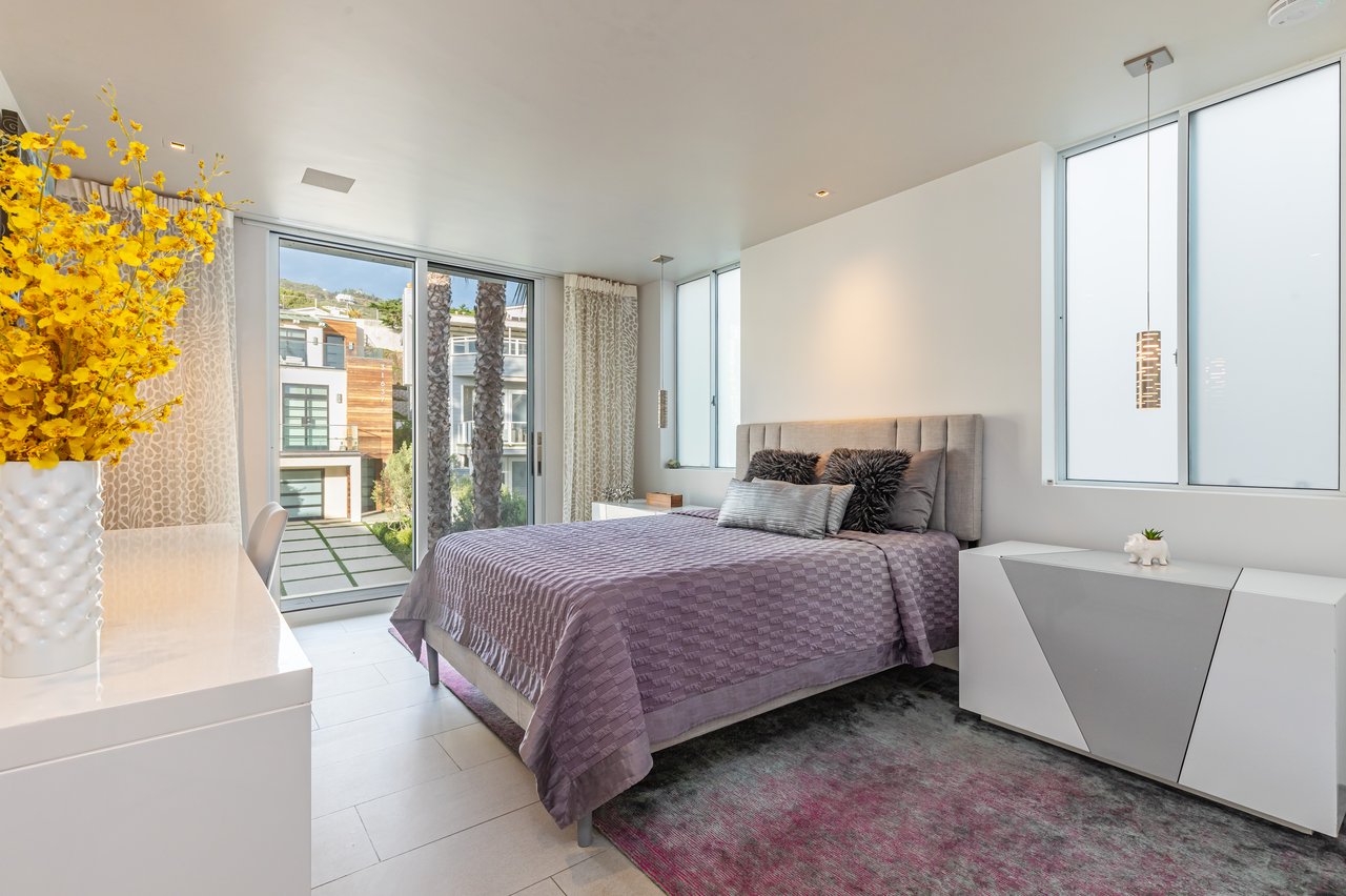 31636 Sea Level Dr