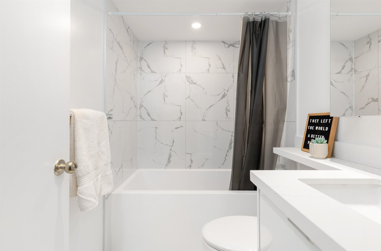 6055 Nelson Ave, #2102