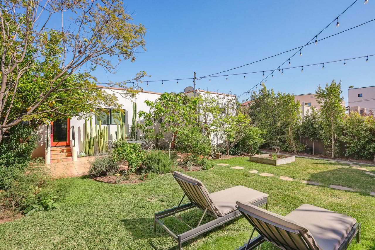 1275 S. Sycamore Avenue