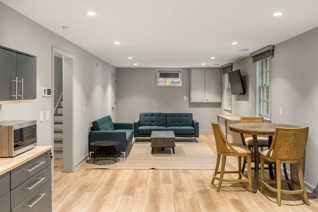 3785 Paces Ferry Road NW