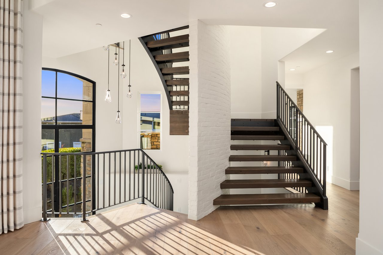 9228 112th Avenue NE