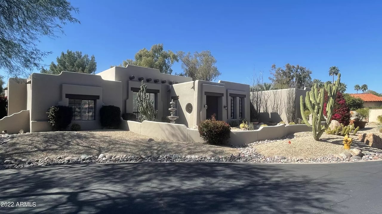 22202 N La Senda Dr