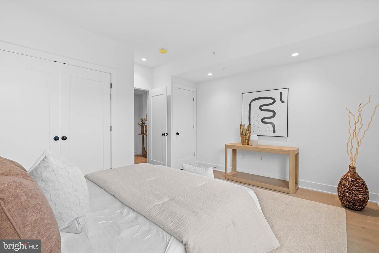 650 Fairmount Ave #I3, Philadelphia, PA 19123