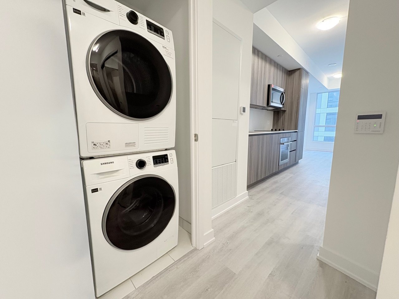 15 Richardson Street Unit: 607