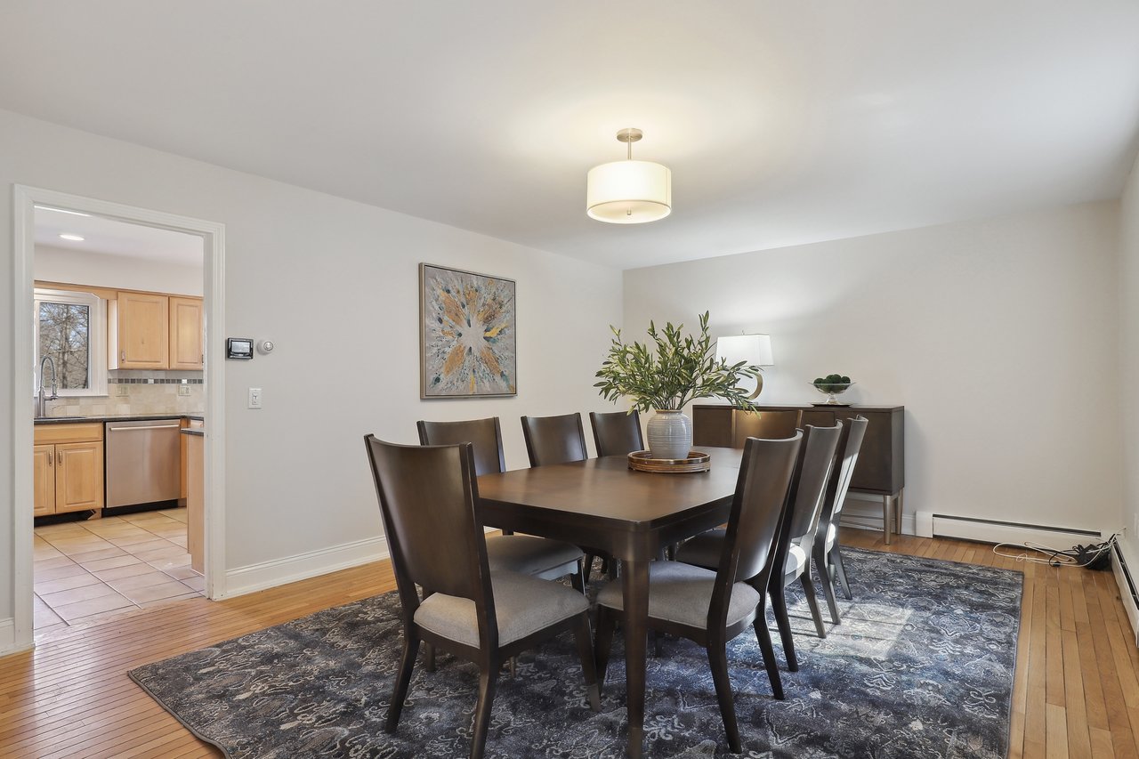 25 Mt Holly Road E