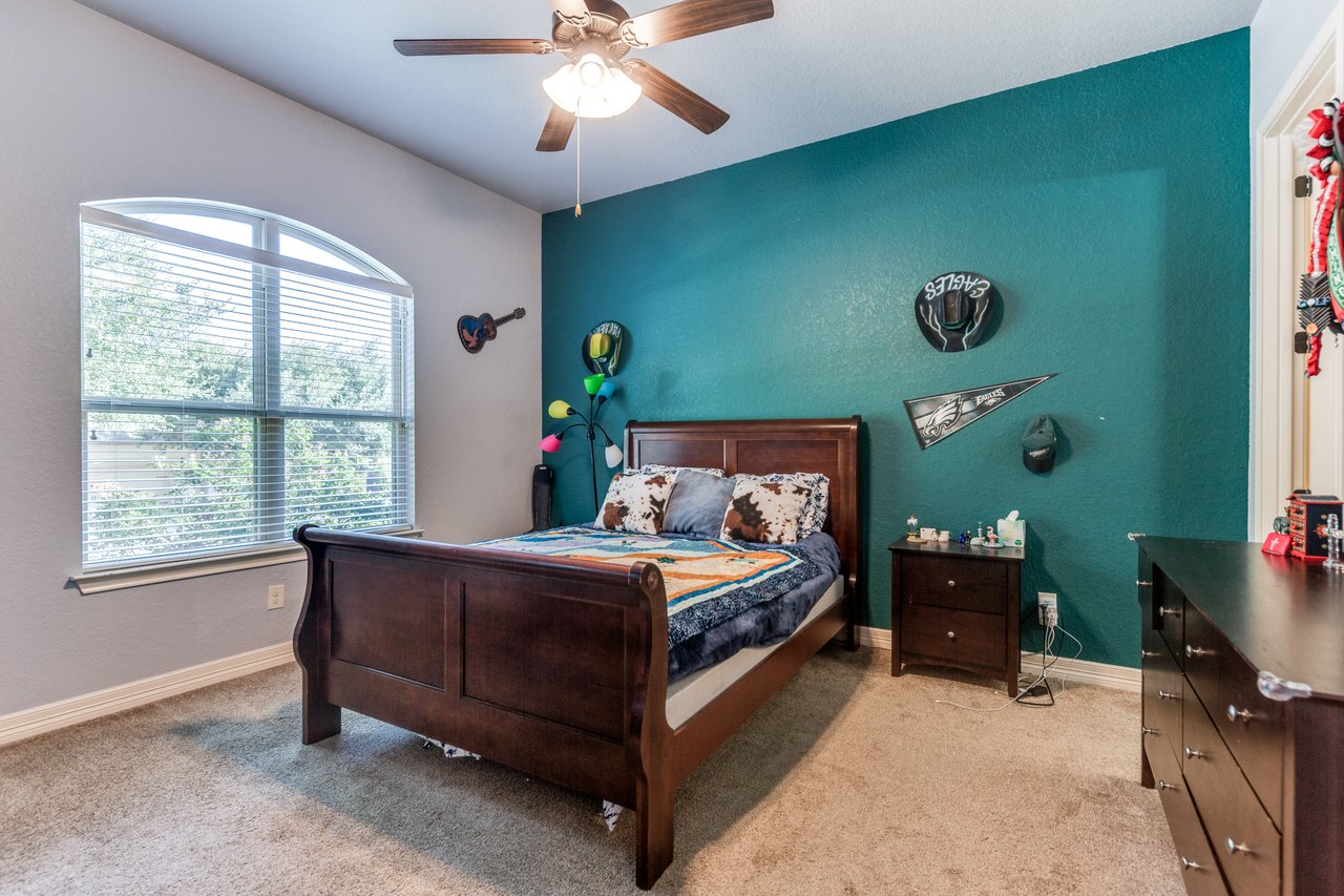 2319 Dunmore Hill