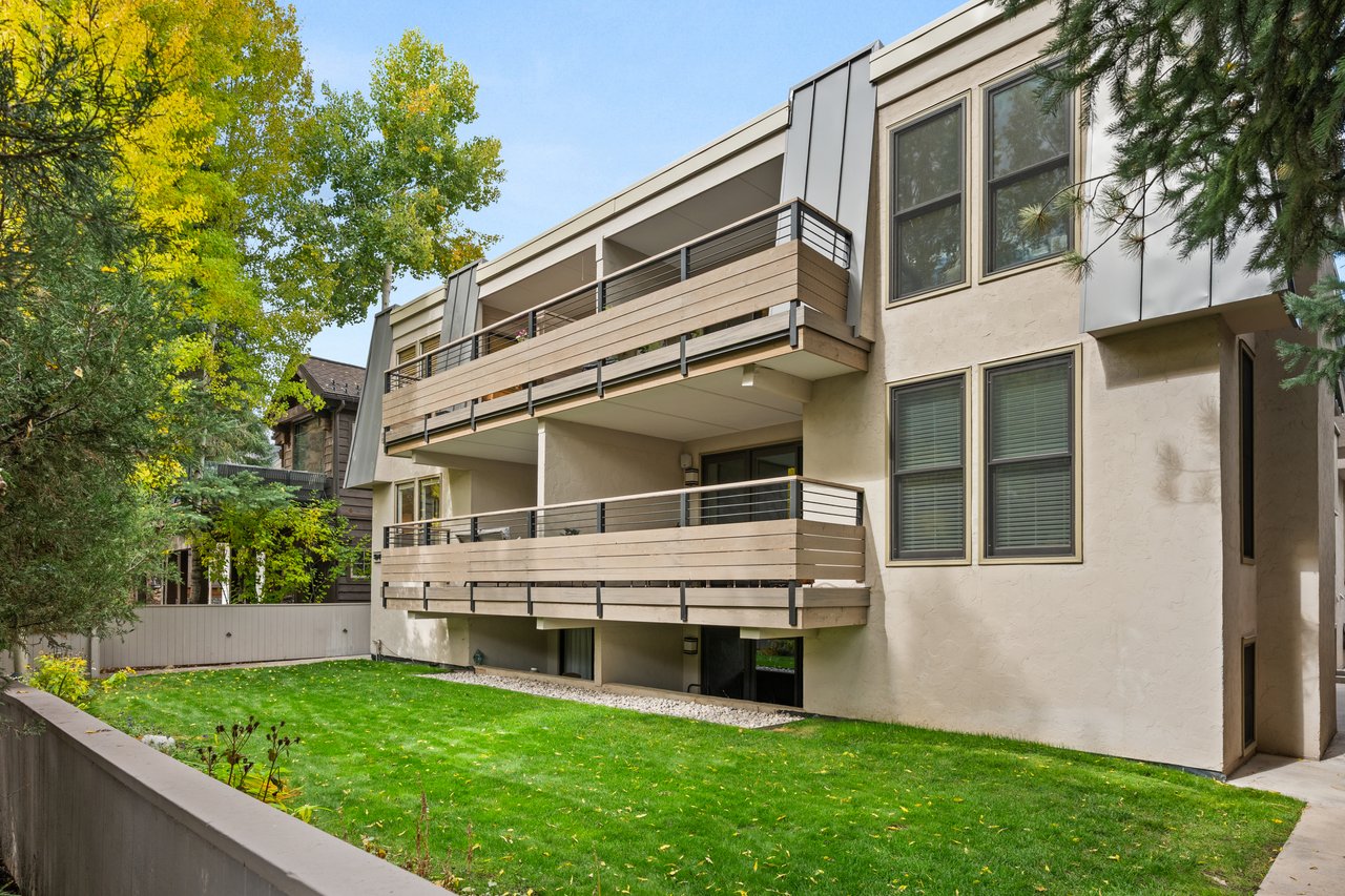 Spacious Condo In the Core of Aspen