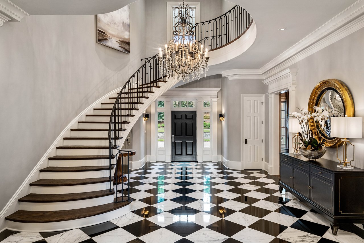 3785 Paces Ferry Road NW