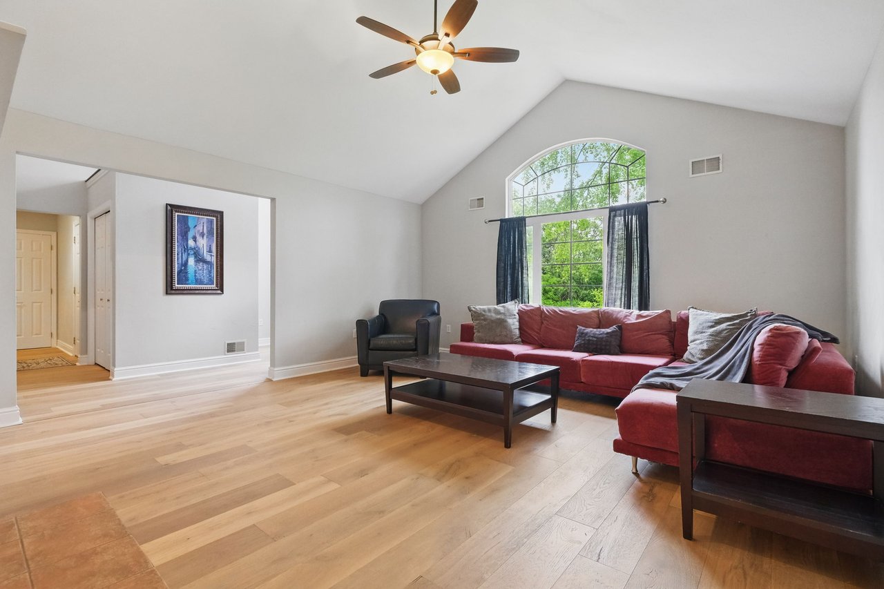707 Kathleen Dr