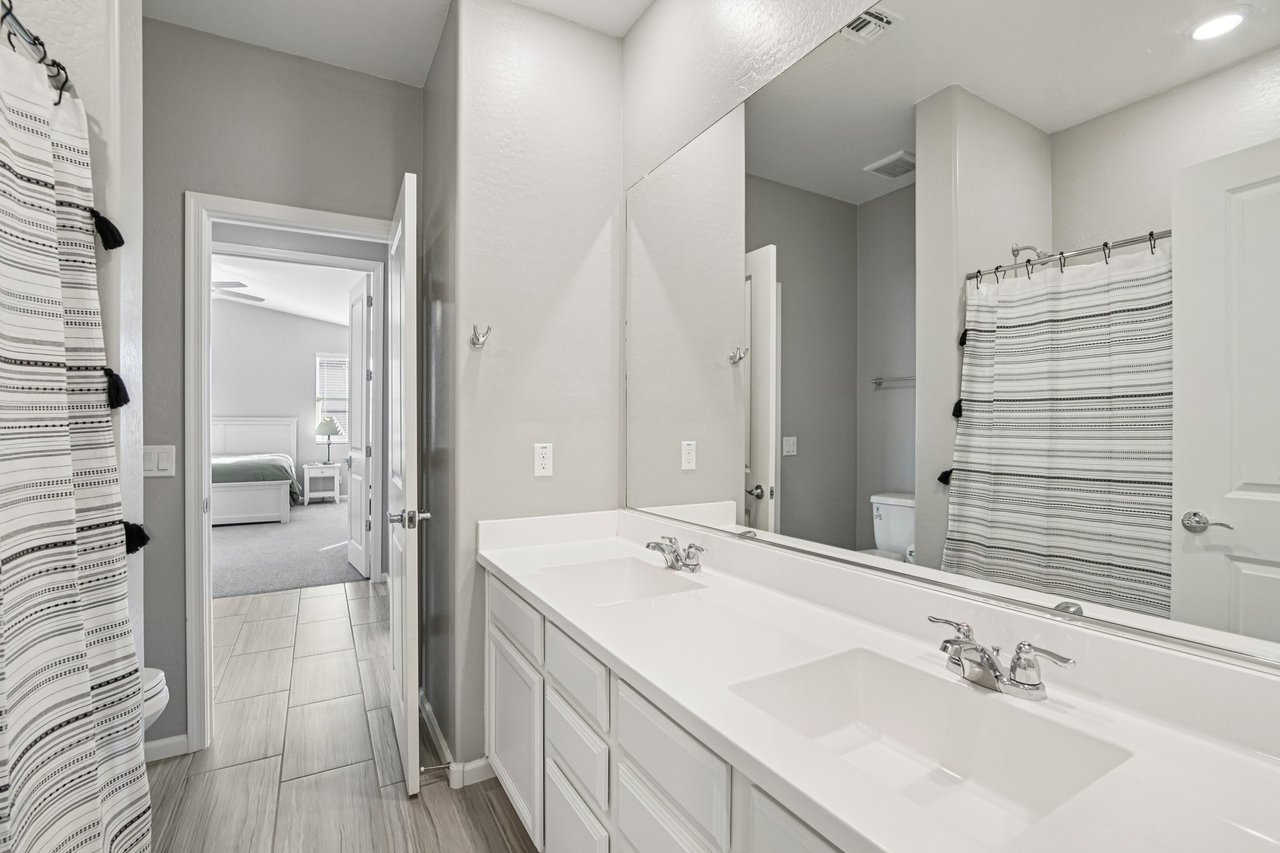 12413 W Myrtle Ct, Glendale, AZ 85307