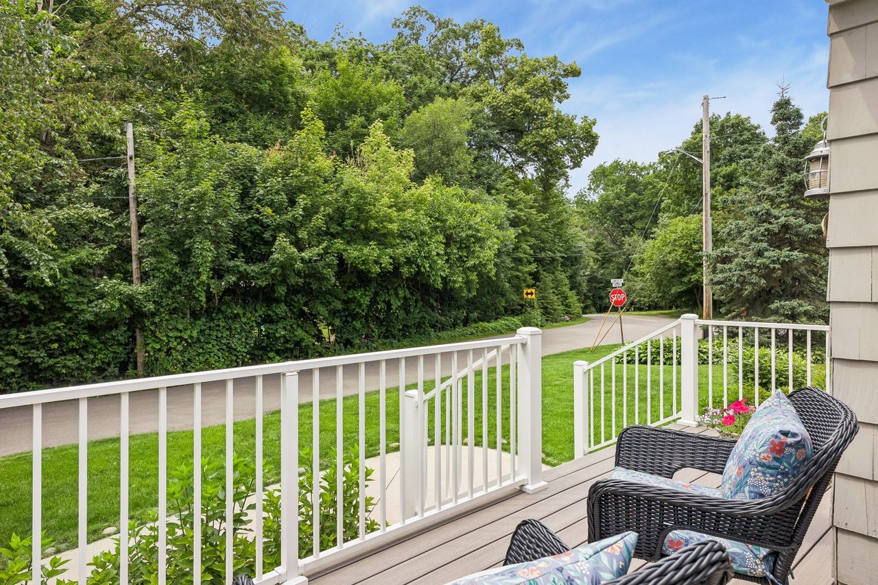 20600 Carson Road, Deephaven