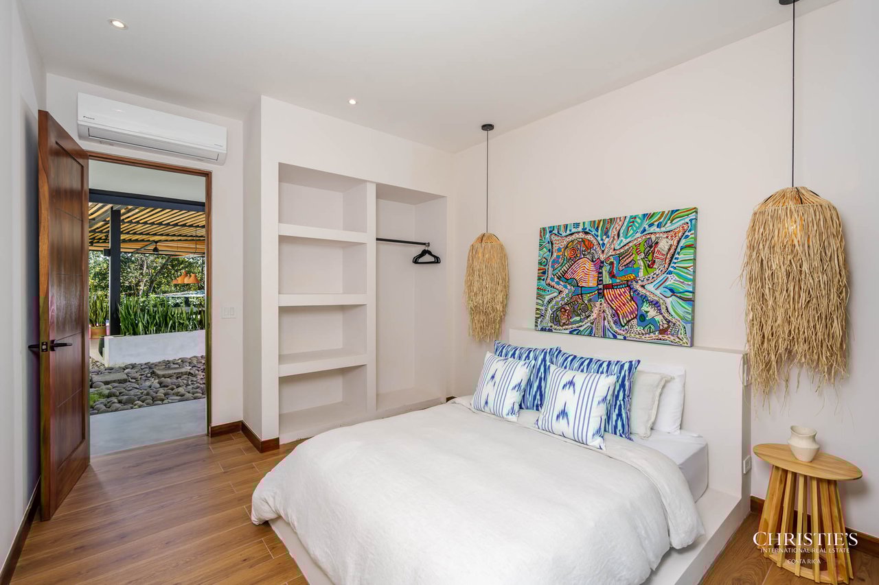 Casa Lola – Contemporary Beachside Oasis in Playa Grande