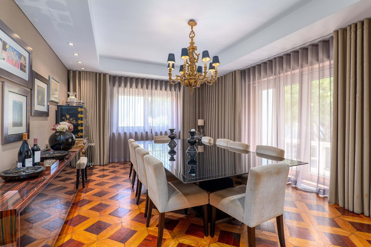 Luxury Four-Story Home in Foz do Douro, Porto with Ocean Views and Beach Proximity