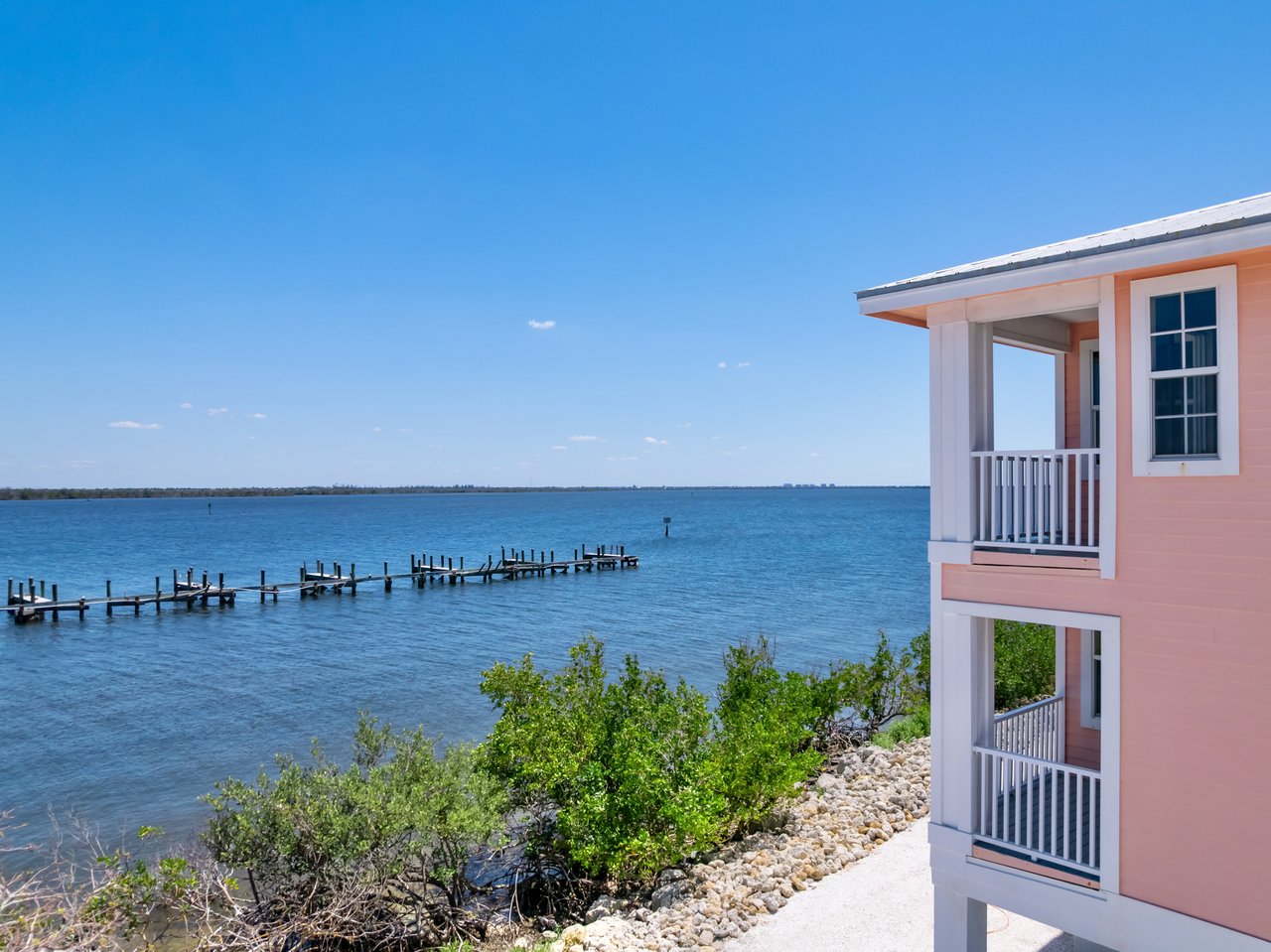 4581 Redfish Point RD