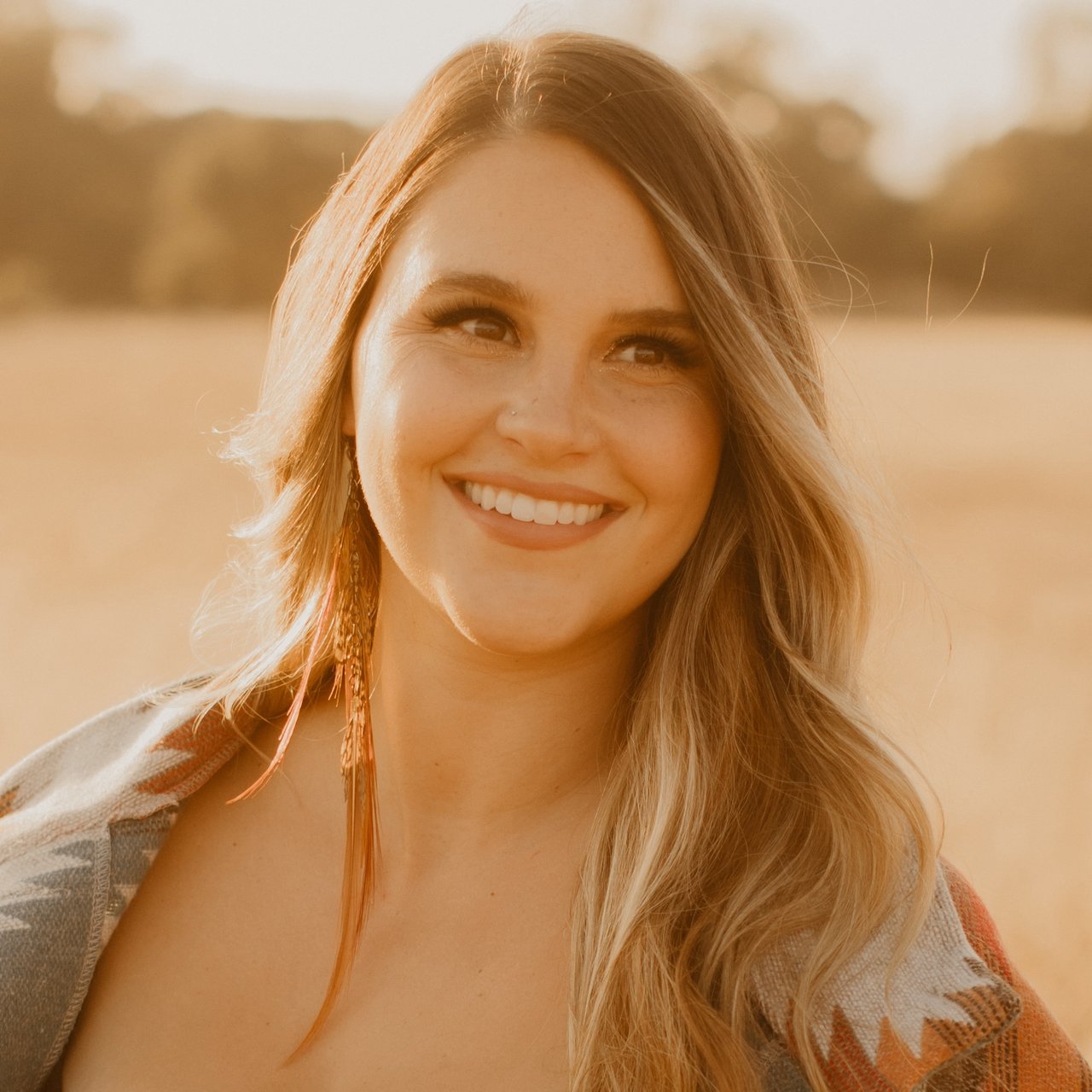 Karly Lyons photo